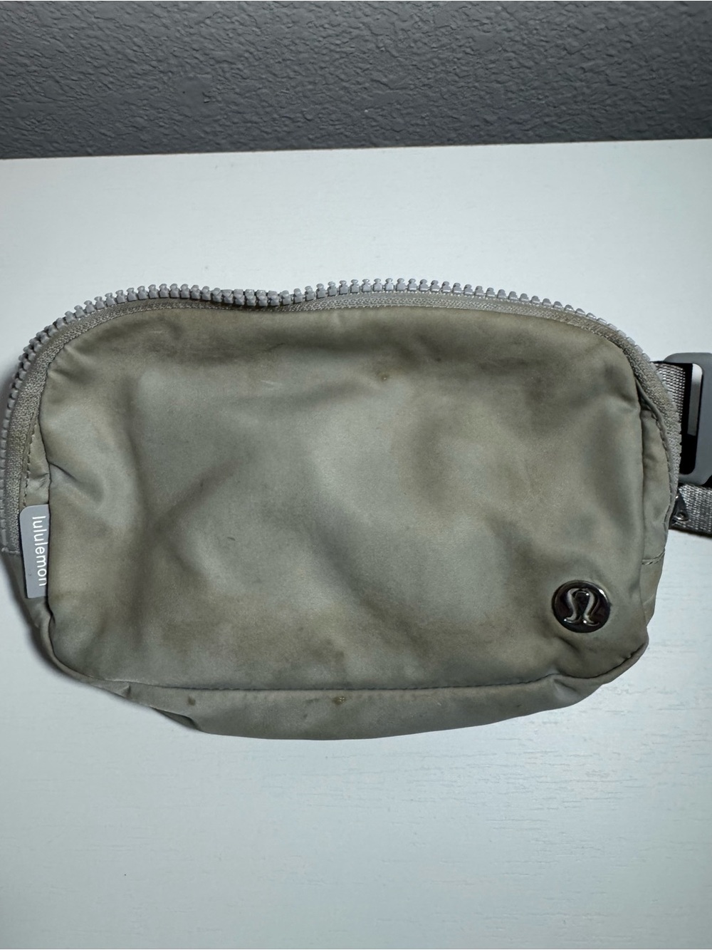 lululemon athletica women's gray Belt Bag